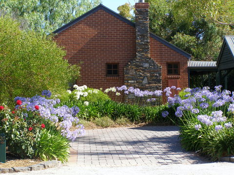 Anchor Cottage - Sunshine Coast Guide 0