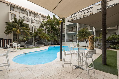 Esplanade Hotel Fremantle - By Rydges - Sunshine Coast Guide 9