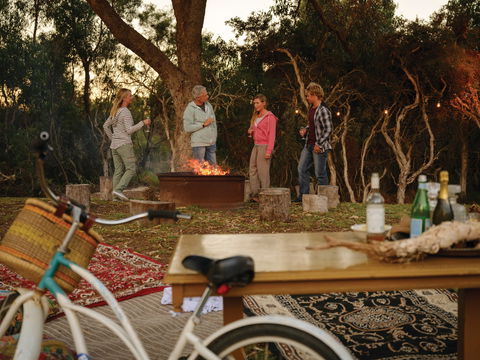 Esperance Chalet Village - Sunshine Coast Guide 1
