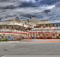 Ganmain Hotel - Sunshine Coast Guide