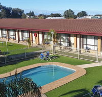 Lacepede Bay Motel  Restaurant - Sunshine Coast Guide
