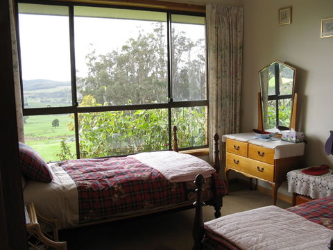 Plovers Ridge Country Retreat - Sunshine Coast Guide 1
