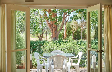 Seahaven Village - Sunshine Coast Guide 1