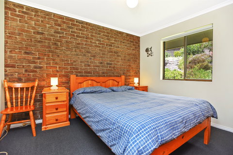 Unit 3, 5-/ Surf Avenue, Carrickalinga - Sunshine Coast Guide 2