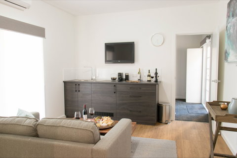 A Coonawarra Experience - Sunshine Coast Guide 3