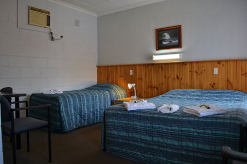 Barossa Gateway Motel - Sunshine Coast Guide 4