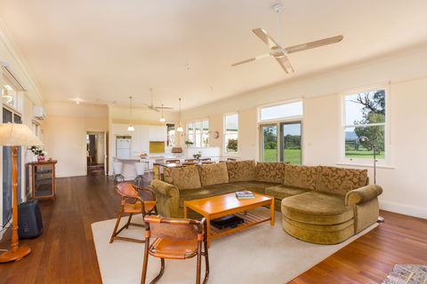 Bo-Warra Farmstay - Sunshine Coast Guide 3