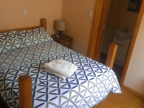 Bridport Seaside Lodge - Sunshine Coast Guide 8