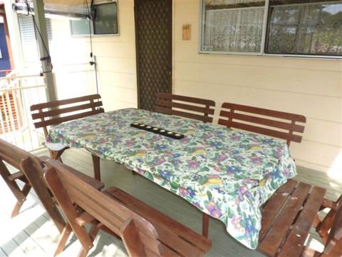 Charm At The Inlet - Sunshine Coast Guide 6