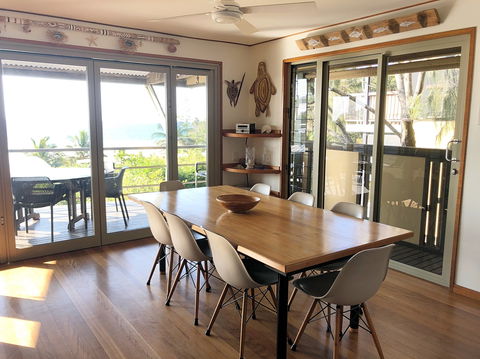 Claytons 10 - Sunshine Coast Guide 0
