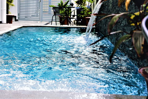 Darwin City Hotel - Sunshine Coast Guide 1