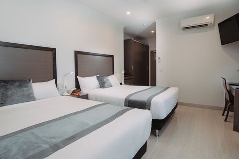 Darwin City Hotel - Sunshine Coast Guide 3