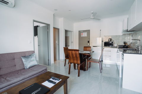 Darwin City Hotel - Sunshine Coast Guide 6