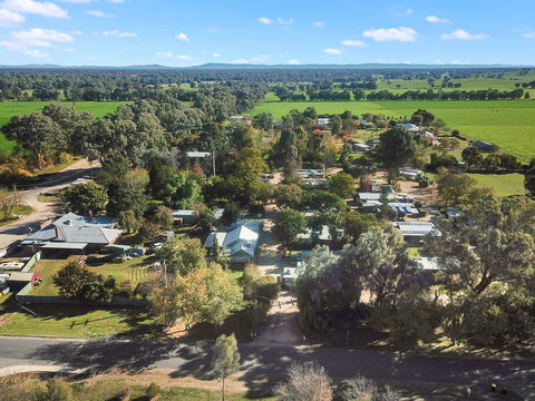 Everton Caravan And Tourist Park - Sunshine Coast Guide 3