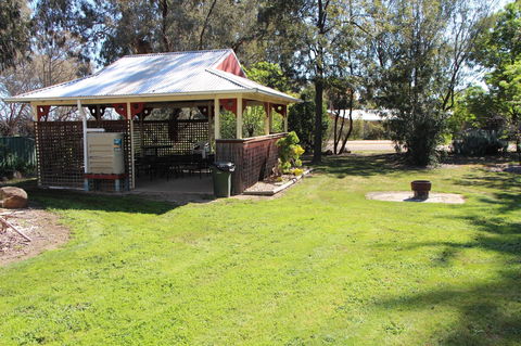 Everton Caravan And Tourist Park - Sunshine Coast Guide 8