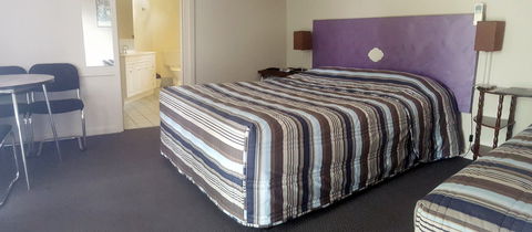Meeniyan Motel And Bike Hire - Sunshine Coast Guide 4