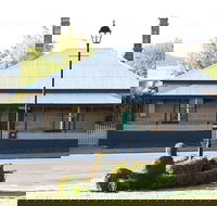 Raffah House - Sunshine Coast Guide