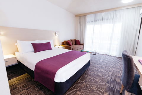 Sage Hotel Adelaide - Sunshine Coast Guide 5