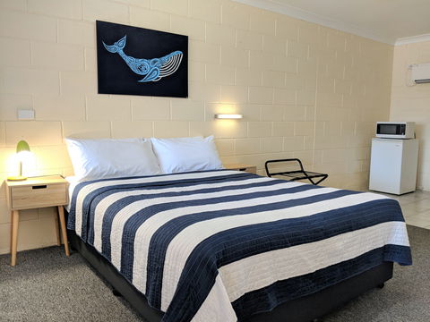 Sail Inn - Yeppoon - Sunshine Coast Guide 0