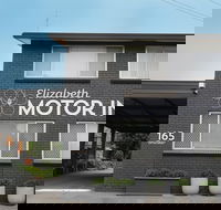 Adamstown Elizabeth Motor Inn - Sunshine Coast Guide