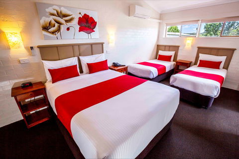Apple And Grape Motel - Sunshine Coast Guide 0