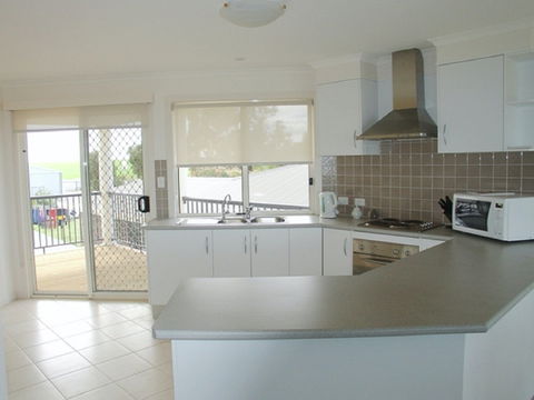 Arabesque Villa 2 - Sunshine Coast Guide 1