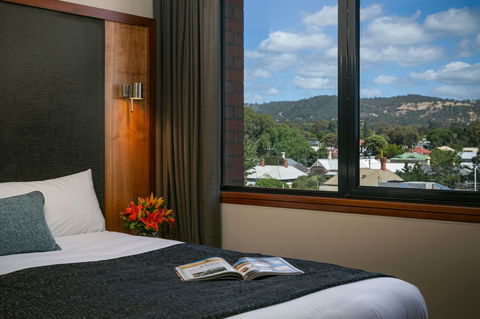 Arkaba Hotel - Sunshine Coast Guide 1