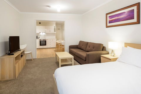 Cascades 3 - Sunshine Coast Guide 1