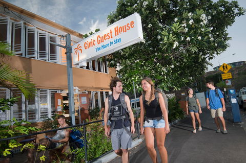 Civic Guest House - Sunshine Coast Guide 0