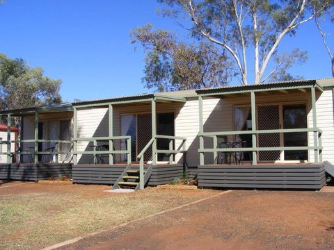 Cobar Caravan Park - Sunshine Coast Guide 1