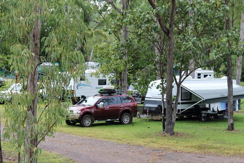Corroboree Park Tavern - Sunshine Coast Guide 1