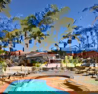 Costa Rica Motel - Sunshine Coast Guide