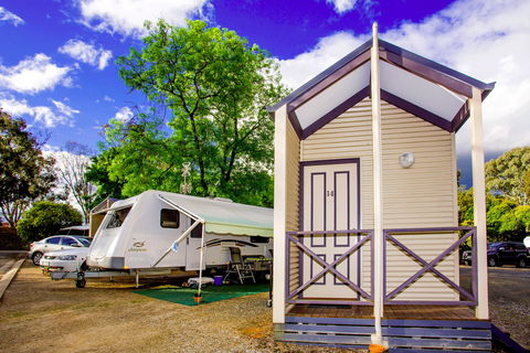 Ingenia Holidays Albury - Sunshine Coast Guide 0