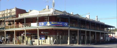 Murrumbidgee Hotel - Sunshine Coast Guide 0
