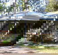 Tom and Sues Place - Sunshine Coast Guide