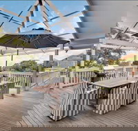 Views on Court - Sunshine Coast Guide