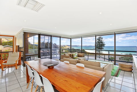 2/101 Gold Coast Drive, Carrickalinga - Sunshine Coast Guide 1
