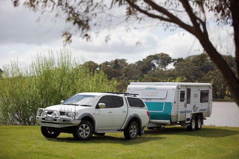 Beaufort Lake Caravan Park - Sunshine Coast Guide 0