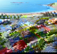 Breakwater 3 - Sunshine Coast Guide