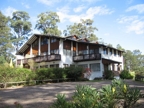 Chalet Swisse Spa Retreat - Sunshine Coast Guide 0