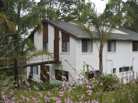 Chalet Swisse Spa Retreat - Sunshine Coast Guide 1