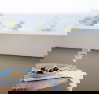 Coogee Bay Hotel - Sunshine Coast Guide