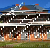 Eddy's of Canowindra - Sunshine Coast Guide