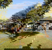 Kismet Riverside Lodge - Sunshine Coast Guide