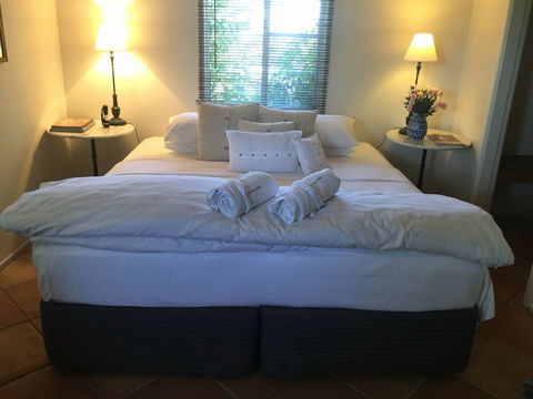 Marlow House - Sunshine Coast Guide 0