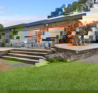 Mikora - Sunshine Coast Guide