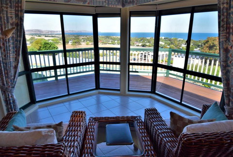 Panorama - Sunshine Coast Guide 2