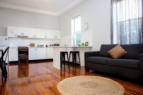 Revive Central Apartments - Sunshine Coast Guide 1