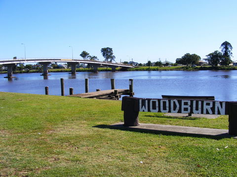 Rod N Reel Hotel Woodburn - Sunshine Coast Guide 1