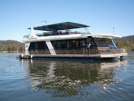 Able Hawkesbury River Houseboats - Sunshine Coast Guide 0